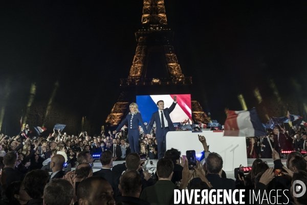 Emmanuel Macron réélu, au Champs de Mars.