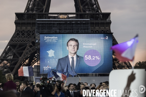 Emmanuel Macron réélu, au Champs de Mars.