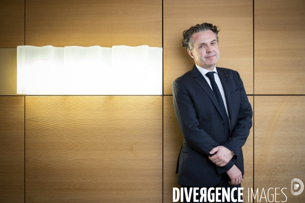 Christophe Béchu, maire d Angers