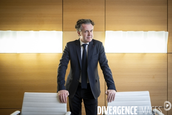 Christophe Béchu, maire d Angers