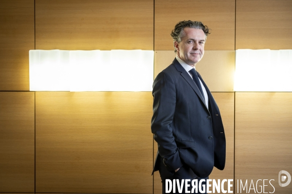 Christophe Béchu, maire d Angers