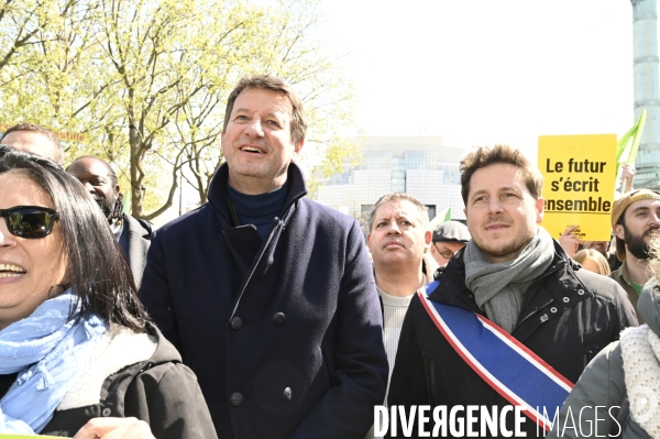 Europe Ecologie les Verts à la Marche pour le futur 2022, le 9 avril à Paris. Walk for the future.