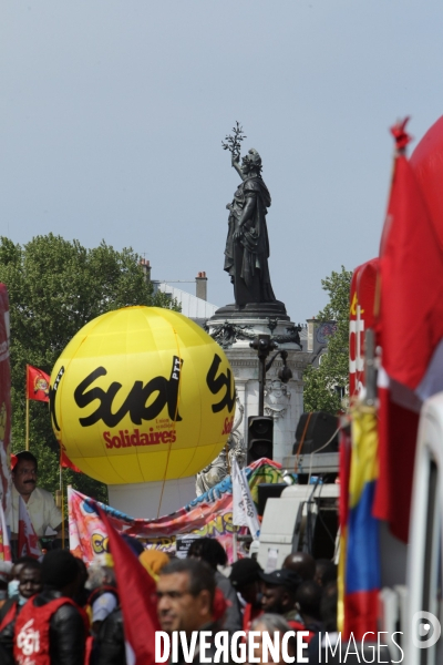 Défilé du 1er Mai à Paris