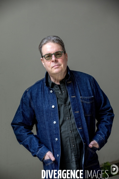 Douglas Kennedy, écrivain américain, au Jacob s coffee à Paris