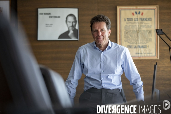 Geoffroy Roux de Bézieux président du MEDF, dans son bureau.