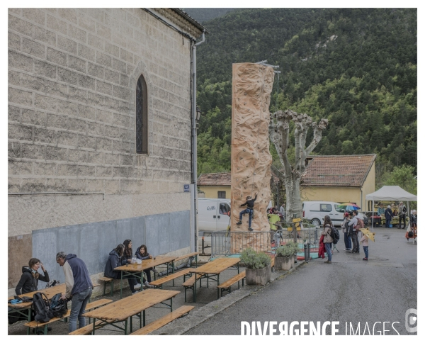 Le long de la Transbassealpine Digne Nice ( le bois et autres racontards )