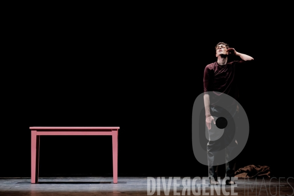 Another Place / Mats Ek / Ballet de l Opéra national de Paris