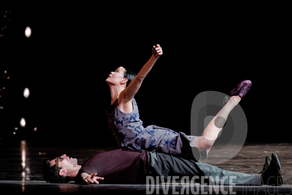 Another Place / Mats Ek / Ballet de l Opéra national de Paris