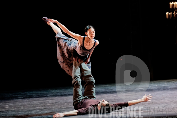 Another Place / Mats Ek / Ballet de l Opéra national de Paris