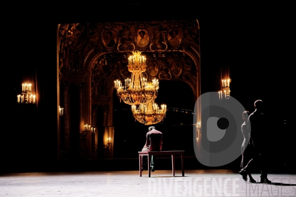 Another Place / Mats Ek / Ballet de l Opéra national de Paris