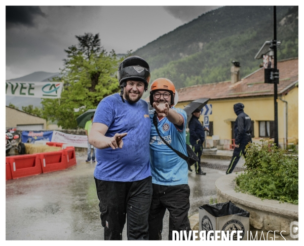 Le long de la Transbassealpine Digne Nice ( les caisses à savons )