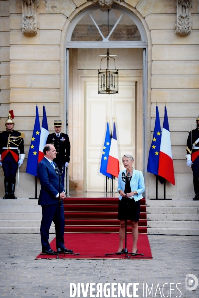 Passation entre jean Castex et Elisabeth Borne