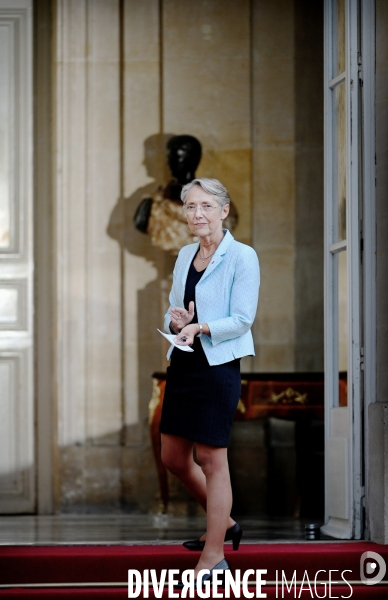 Passation entre jean Castex et Elisabeth Borne