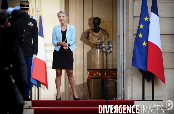 Passation entre jean Castex et Elisabeth Borne