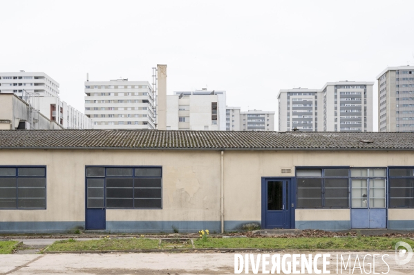 Dans les studios Eclair désaffectés, à Epinay-sur-Seine, en Seine-saint-Denis