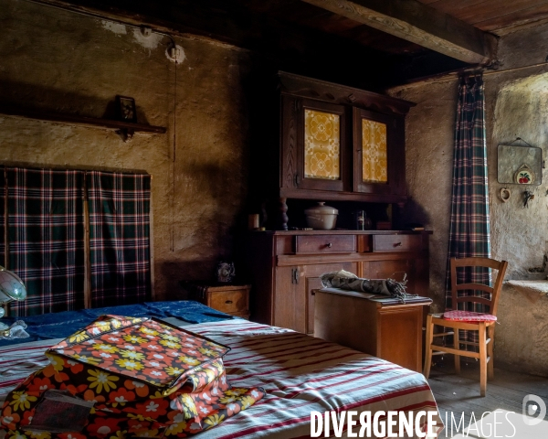 La Bogne, l ancienne ferme ardéchoise de Louisette et de sa mére Zoé.