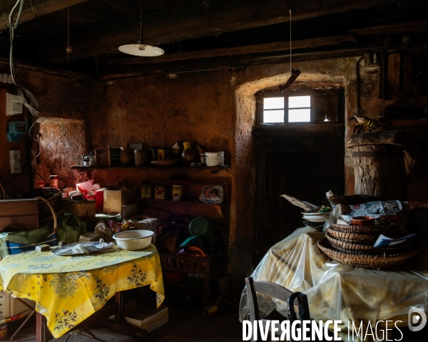 La Bogne, l ancienne ferme ardéchoise de Louisette et de sa mére Zoé.