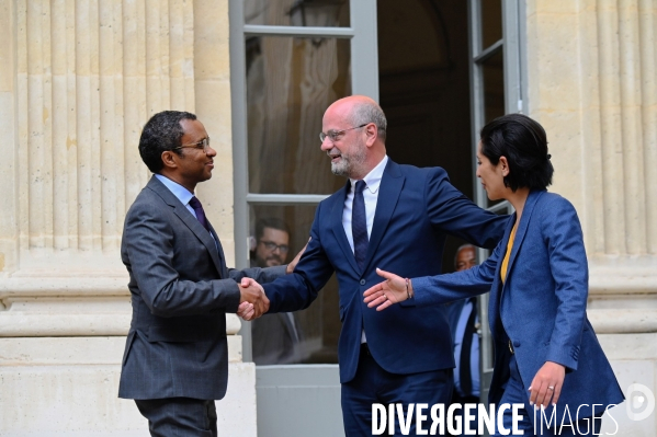 Passation de pouvoir entre jean michel blanquer et Pap Ndiaye