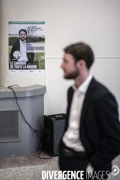 Legislatives : N.Gauchard, candidat Nupes, face à E.Borne