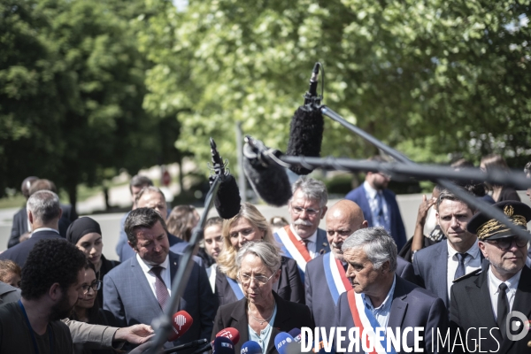 Elisabeth Borne, première ministre aux Mureaux.