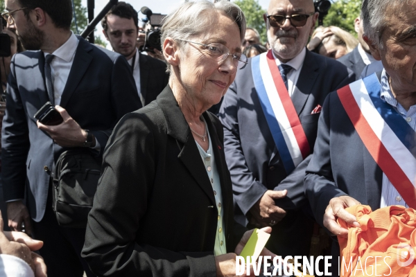 Elisabeth Borne, première ministre aux Mureaux.