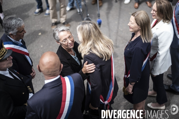 Elisabeth Borne, première ministre aux Mureaux.