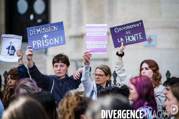 Manifestation contre les violences faites aux femmes en politique