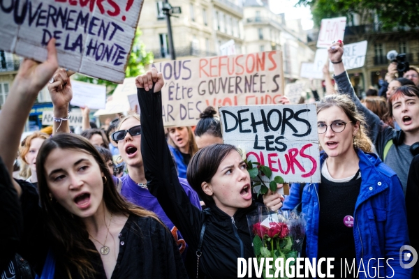 Manifestation contre les violences faites aux femmes en politique