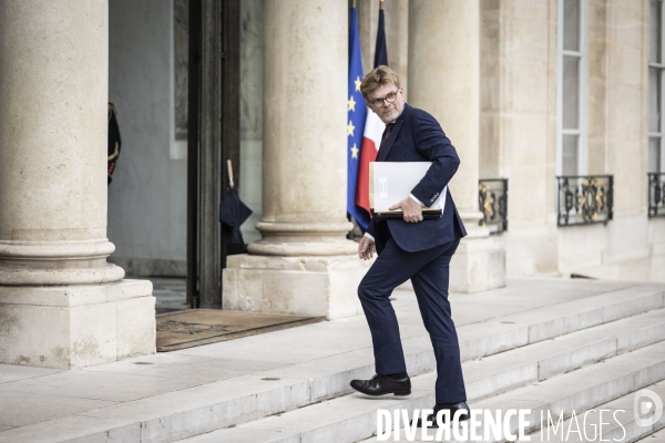 Premier conseil des ministres du gouvernement d Elisabeth Borne