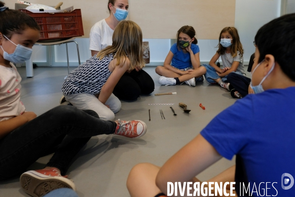 Exposition et atelier éducatif pour enfants durant le festival  Sciences infuses   Archéologie, un passé retrouvé   à la bibliothèque François Mitterand du Pré-Saint-Gervais