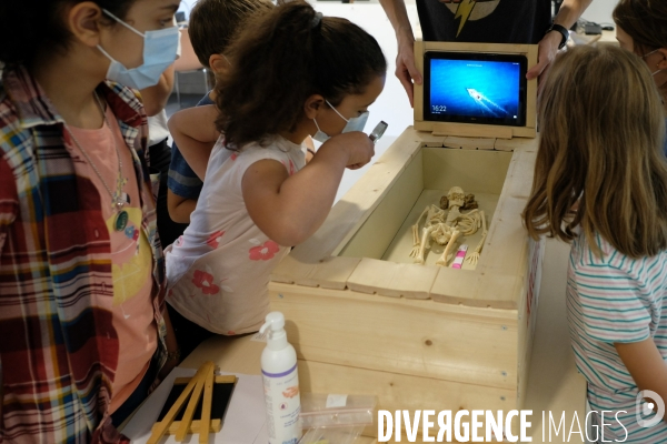 Exposition et atelier éducatif pour enfants durant le festival  Sciences infuses   Archéologie, un passé retrouvé   à la bibliothèque François Mitterand du Pré-Saint-Gervais