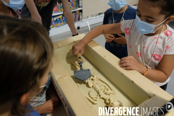 Exposition et atelier éducatif pour enfants durant le festival  Sciences infuses   Archéologie, un passé retrouvé   à la bibliothèque François Mitterand du Pré-Saint-Gervais
