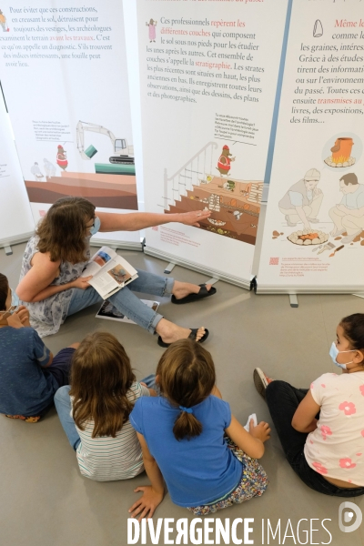 Exposition et atelier éducatif pour enfants durant le festival  Sciences infuses   Archéologie, un passé retrouvé   à la bibliothèque François Mitterand du Pré-Saint-Gervais