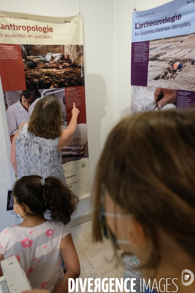 Exposition et atelier éducatif pour enfants durant le festival  Sciences infuses   Archéologie, un passé retrouvé   à la bibliothèque François Mitterand du Pré-Saint-Gervais