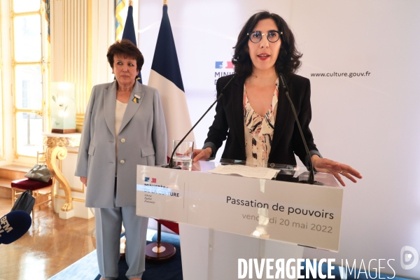 Gouvernement borne - les passations