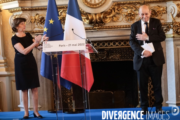 Gouvernement borne - les passations