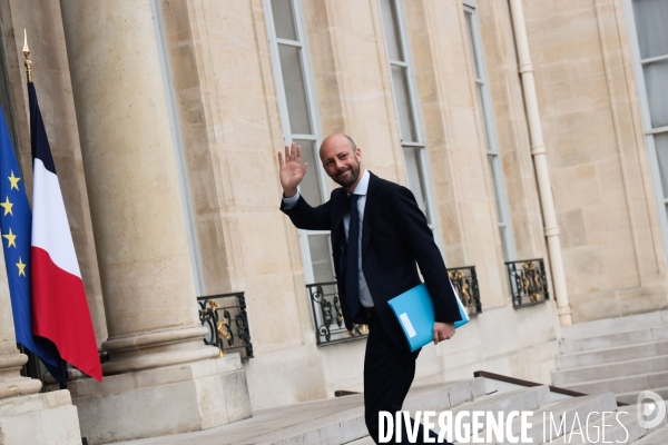 Le conseil des ministres du gouvernement borne