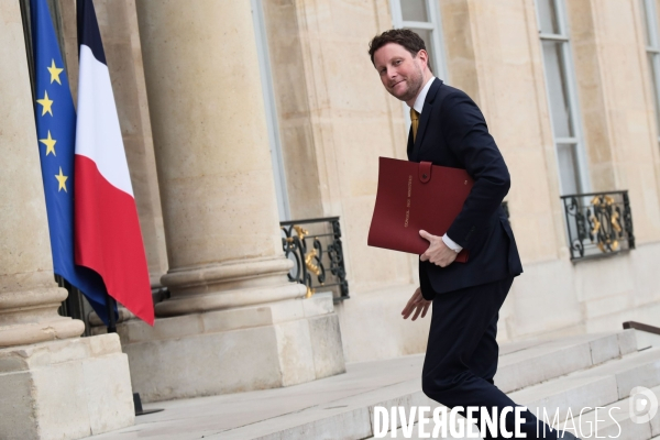 Le conseil des ministres du gouvernement borne