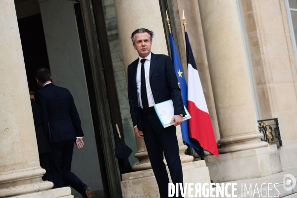 Le conseil des ministres du gouvernement borne