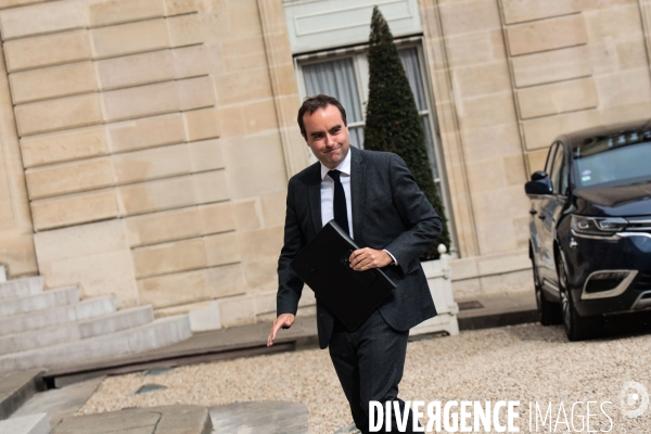 Le conseil des ministres du gouvernement borne