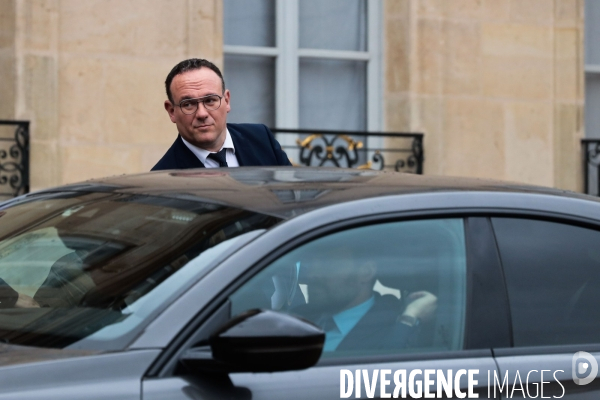 Le conseil des ministres du gouvernement borne