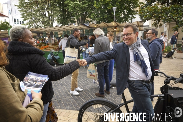 Guillaume Gouffier-Cha député LRM  en campagne législative