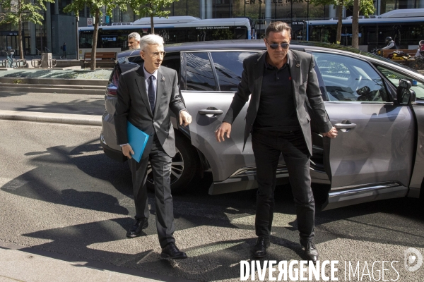 Réunion au ministère des sports après les incidents du stade de France