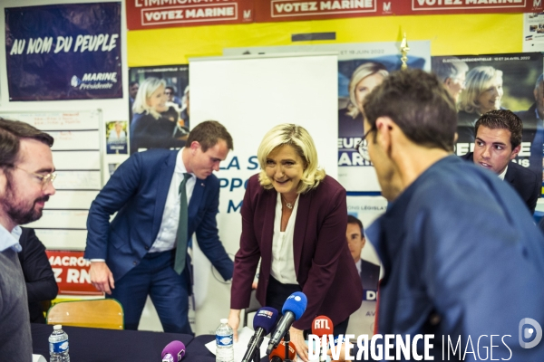 Deplacement de marine le pen dans l oise