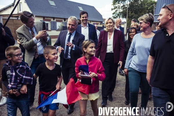 Deplacement de marine le pen dans l oise