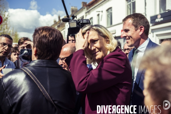 Deplacement de marine le pen dans l oise