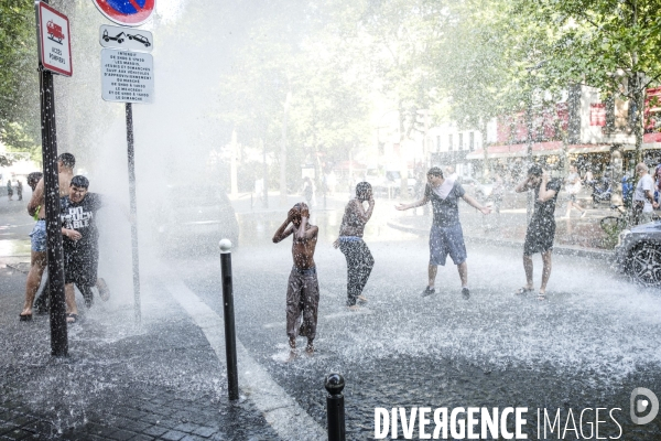 Canicule, geyser sauvage a Paris