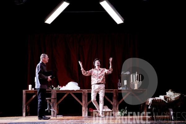 LE CRÉPUSCULE DES SINGES /  Louise Vignaud / Comédie Française