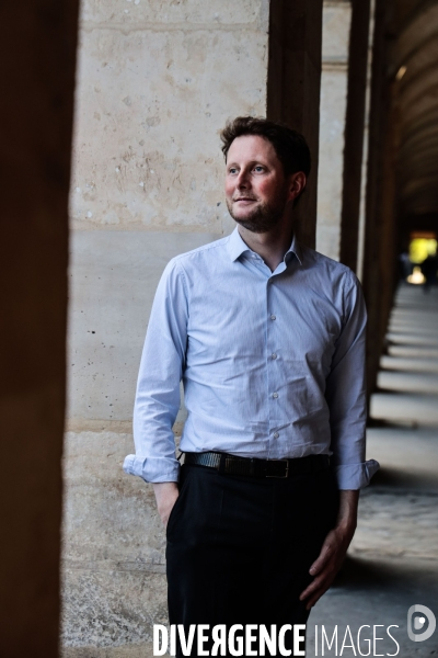 Clement beaune en campagne dans le 11eme