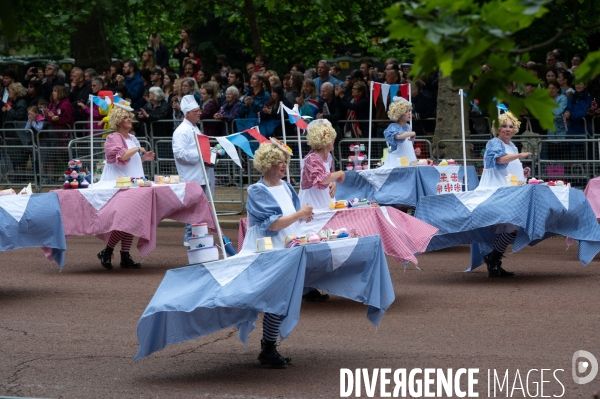 Jubilé de platine d Elisabeth II. Parade devant Buckingham palace.